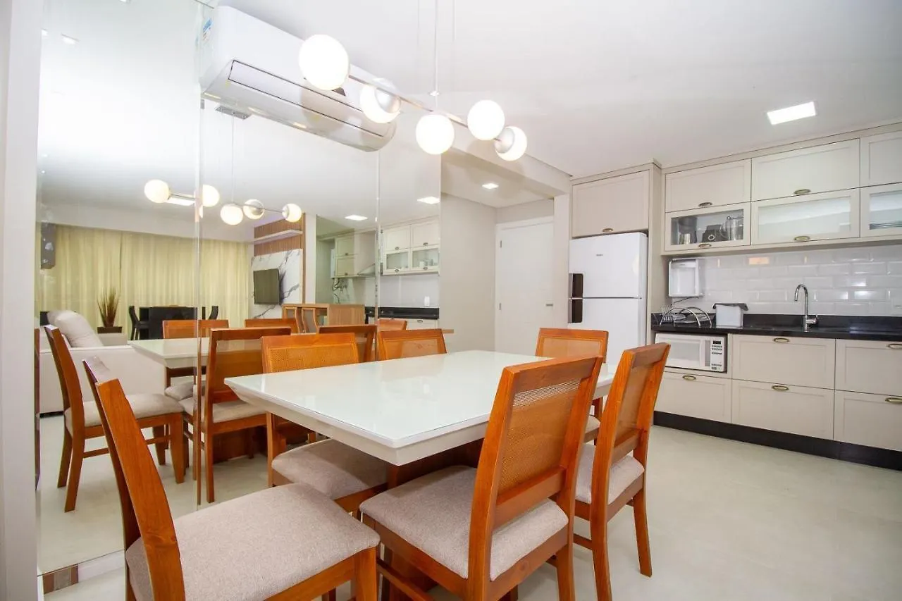 בומבינאס Puntarenas 204 - Excelente Apartamento 2 Suites - Finamente Mobiliado E Decorado - A Poucos Metros Da Praia - דירה