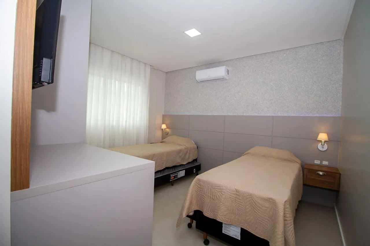 בומבינאס Puntarenas 204 - Excelente Apartamento 2 Suites - Finamente Mobiliado E Decorado - A Poucos Metros Da Praia - ברזיל